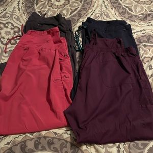 Set of 4 scrub pants